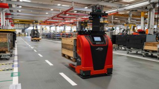 Un L-MATIC core in funzione nella linea di produzione.