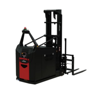 Questo transpallet automatico controbilanciato I-MATIC AC core è dotato di una forca doppia che consente di sollevare due pallet contemporaneamente.