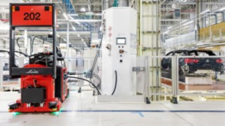 Capannone di produzione automobilistica con tecnologia a idrogeno di Linde