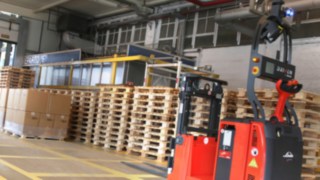  Linde Material Handling AGV
